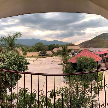 Hotel Y Restaurante Villas Del Sol 할판 외부 사진