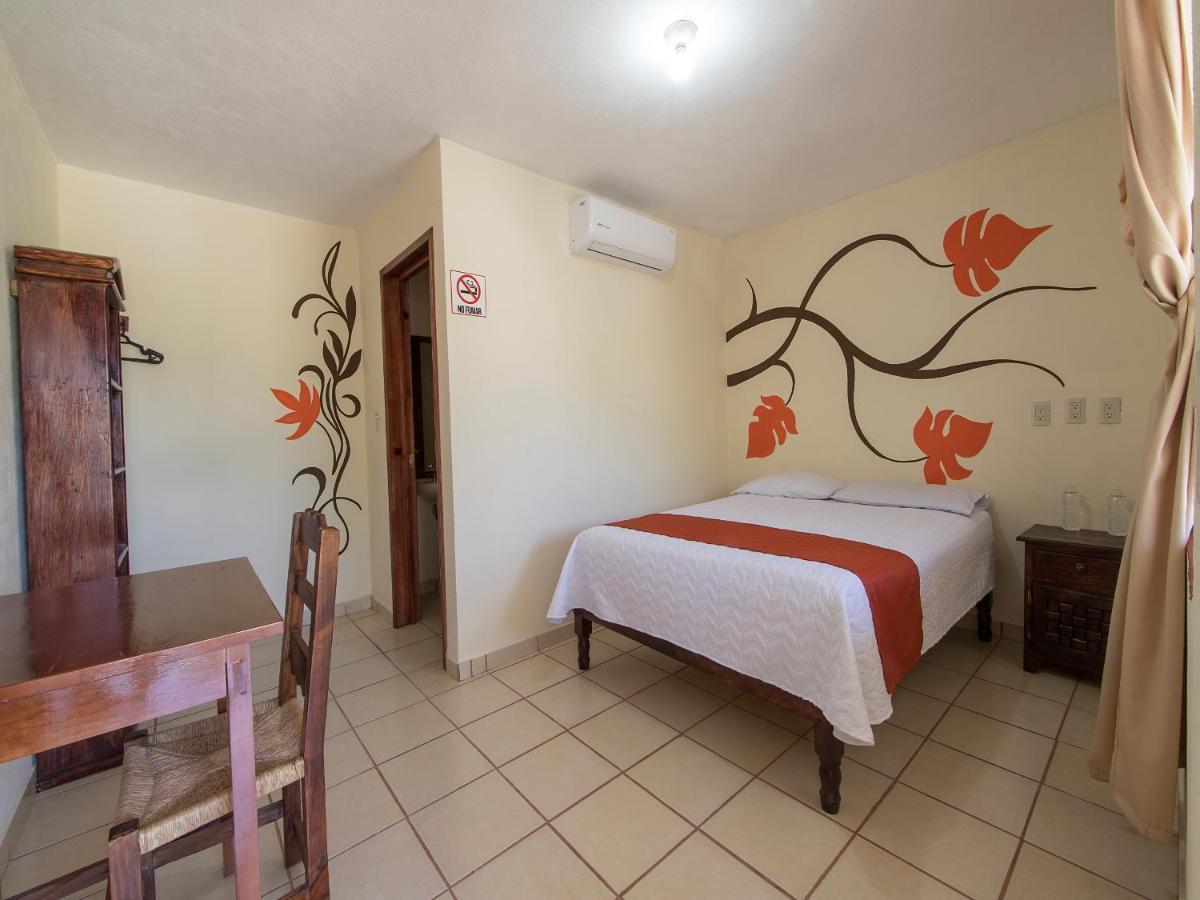 Hotel Y Restaurante Villas Del Sol 할판 외부 사진