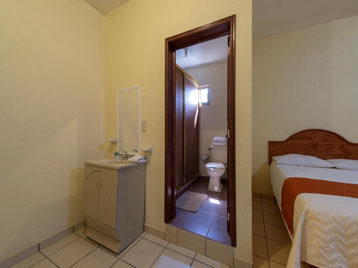 Hotel Y Restaurante Villas Del Sol 할판 외부 사진