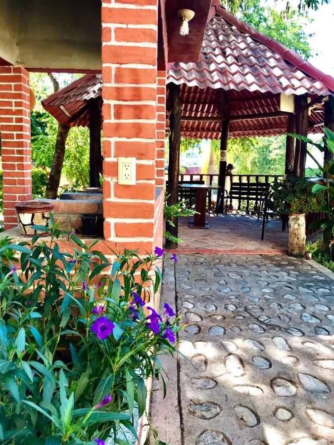 Hotel Y Restaurante Villas Del Sol 할판 외부 사진