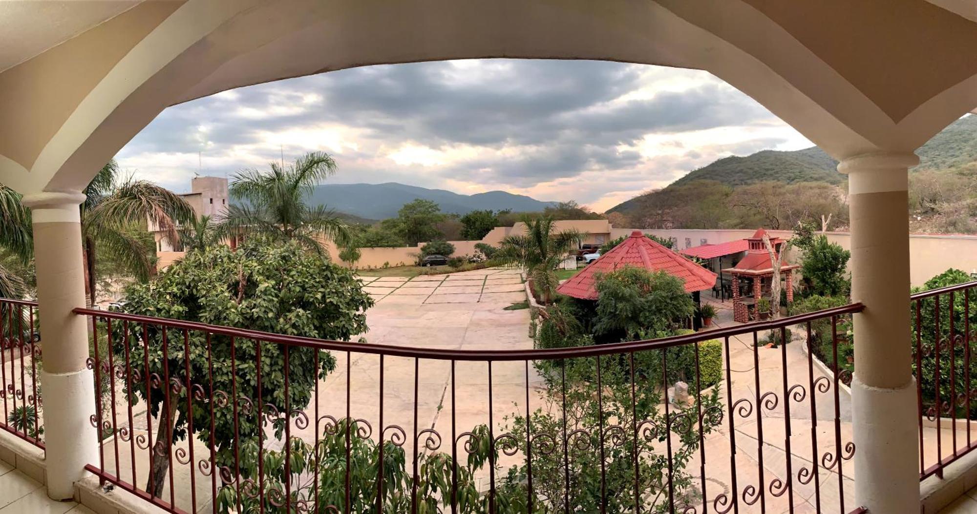 Hotel Y Restaurante Villas Del Sol 할판 외부 사진